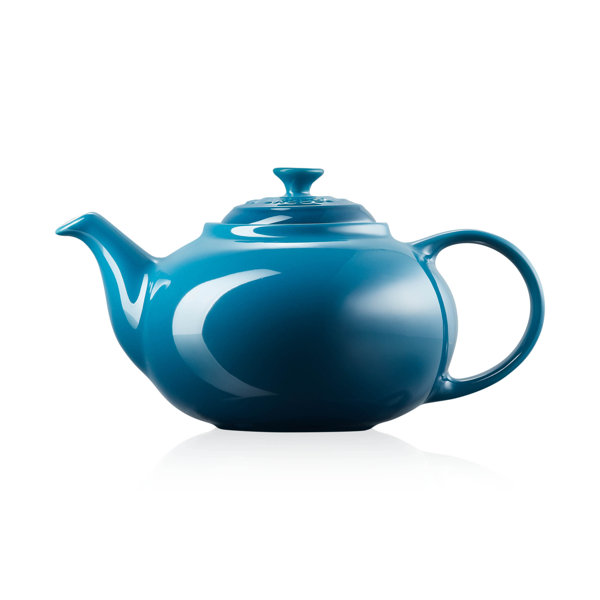 Le Creuset 1.3L Classic Teapot Wayfair.co.uk